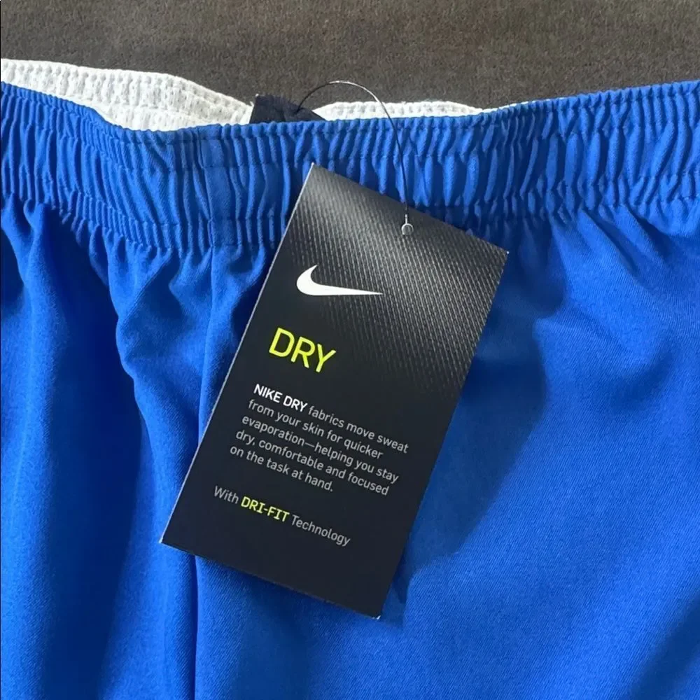 Nike Dry Youth Unisex Blue Sport Shorts AJ1265-480 Size XL NWT